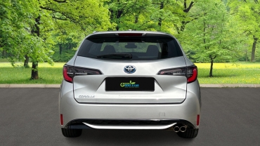 TOYOTA COROLLA Estate A/T or similar - 4